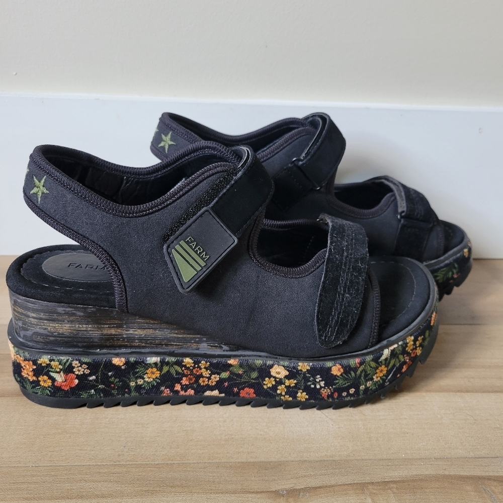 FARM Rio Platform Floral Velcro Strap Sandals